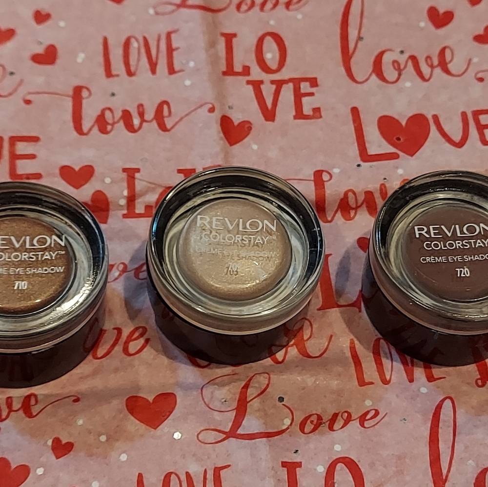 Revlon color stay eye creme shadow